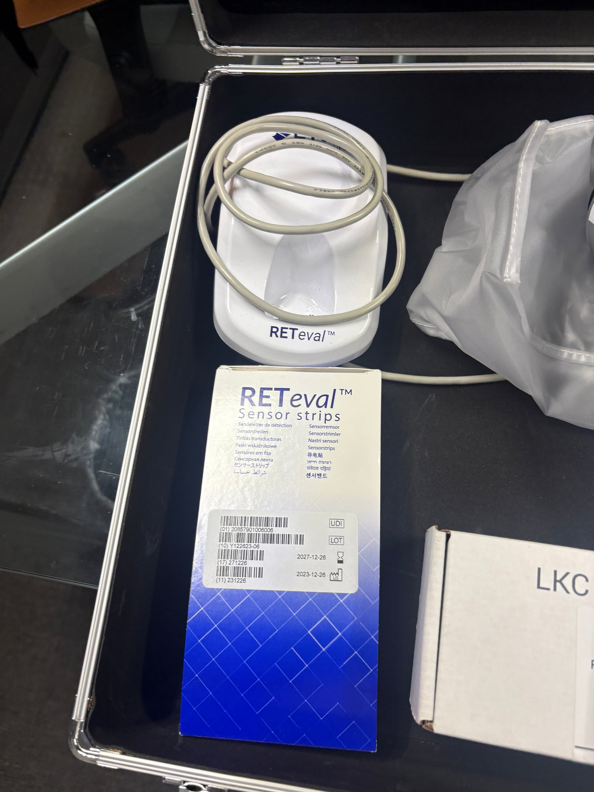LKC TECHNOLOGIES RETeval ERG System
