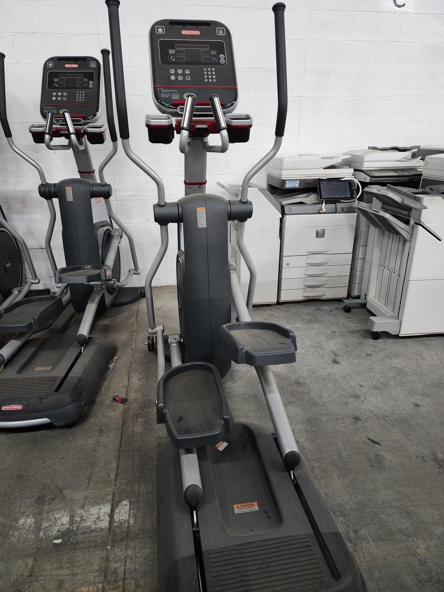 STAR TRAC ELLIPTICAL