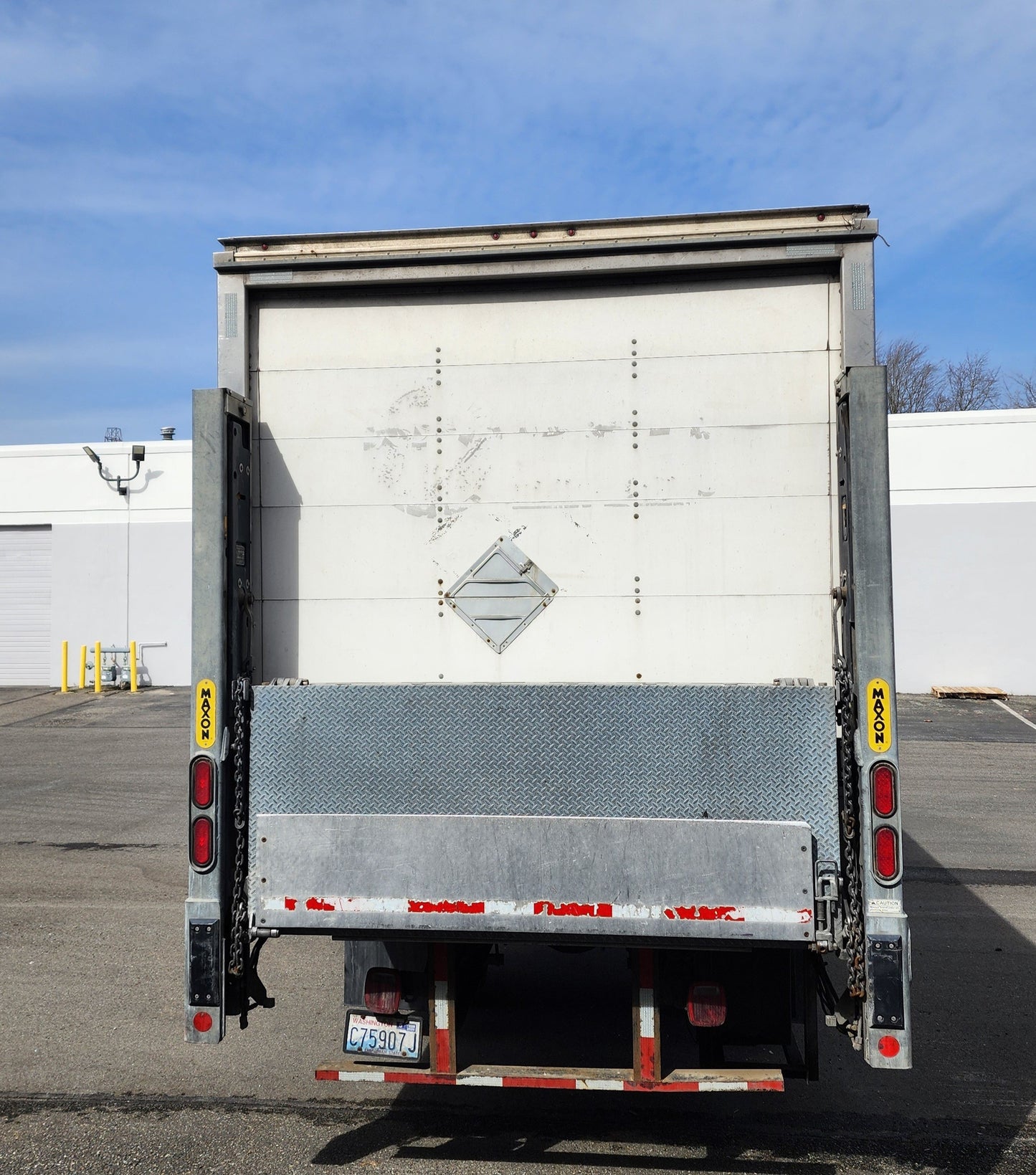 2019 HINO 338 Box Truck – Ready to Work!