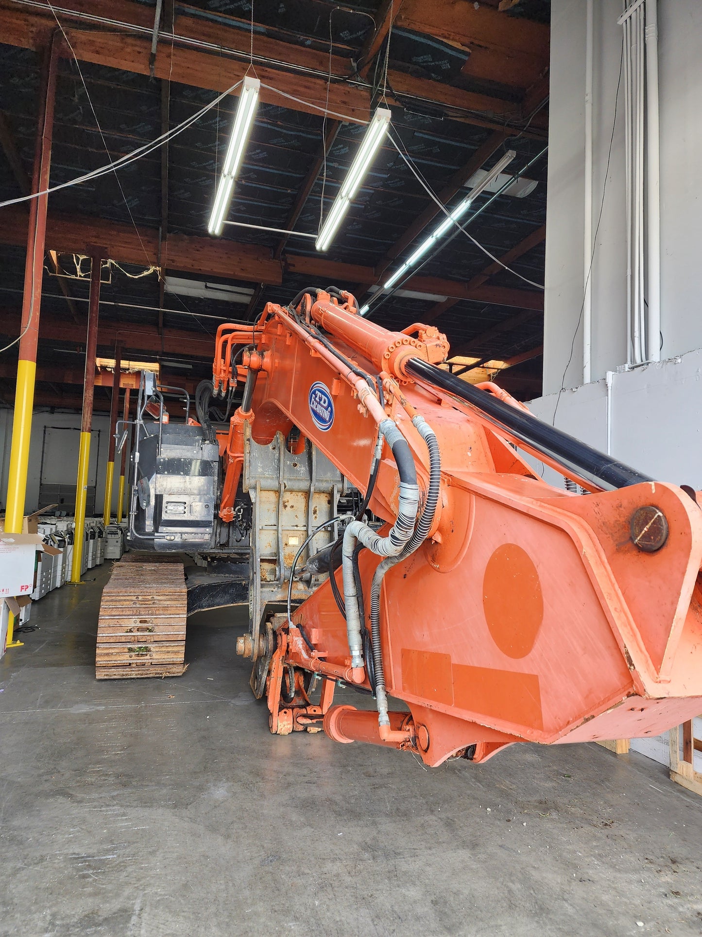 2018 HITACHI ZX225USLC