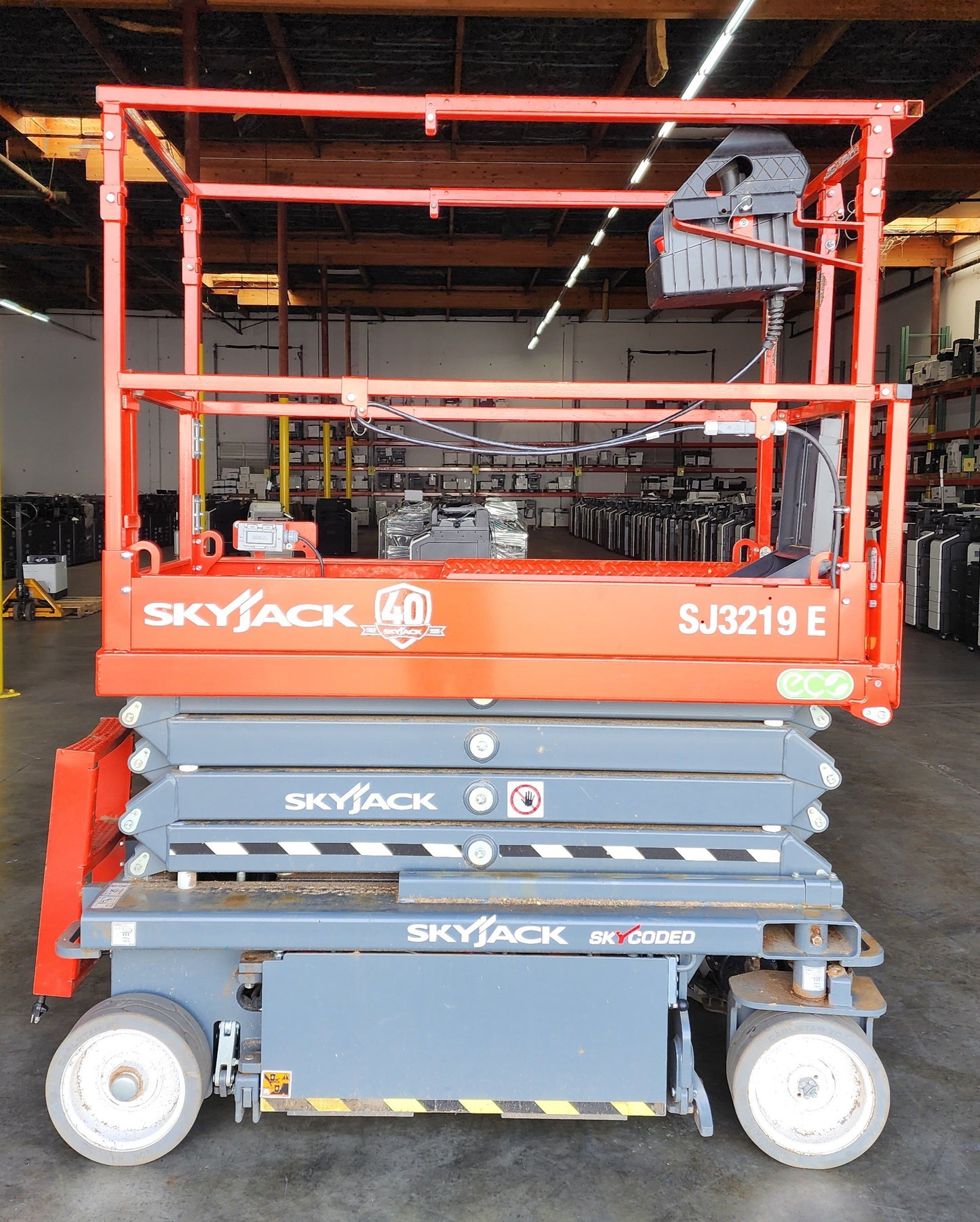 🔥🔥 2025 SKYJACK ELECTRIC SCISSOR LIFT — LIKE NEW | ONLY 22.5 HOURS 🔥