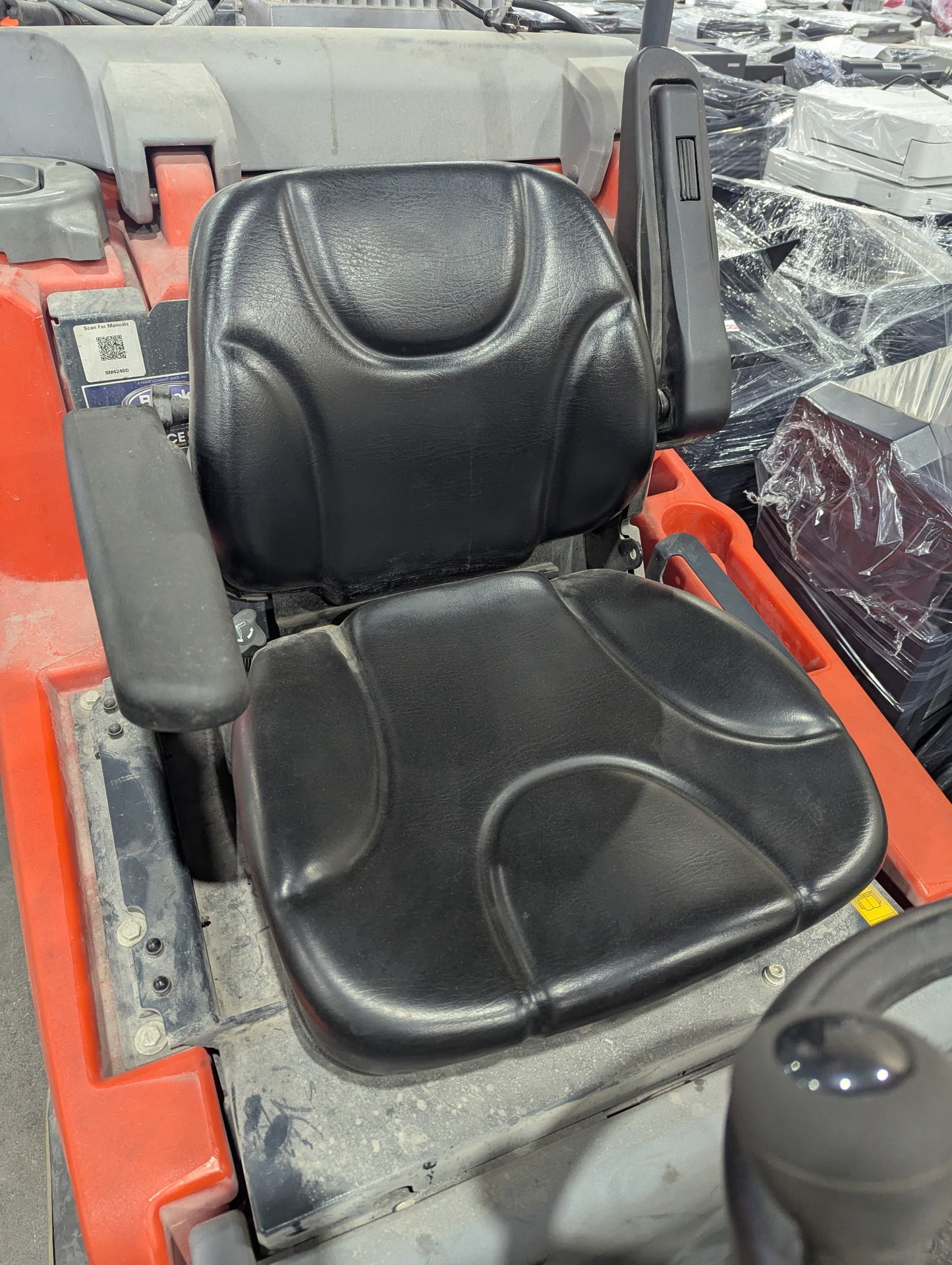 POWERBOSS SCRUBMASTER B175 42D QP