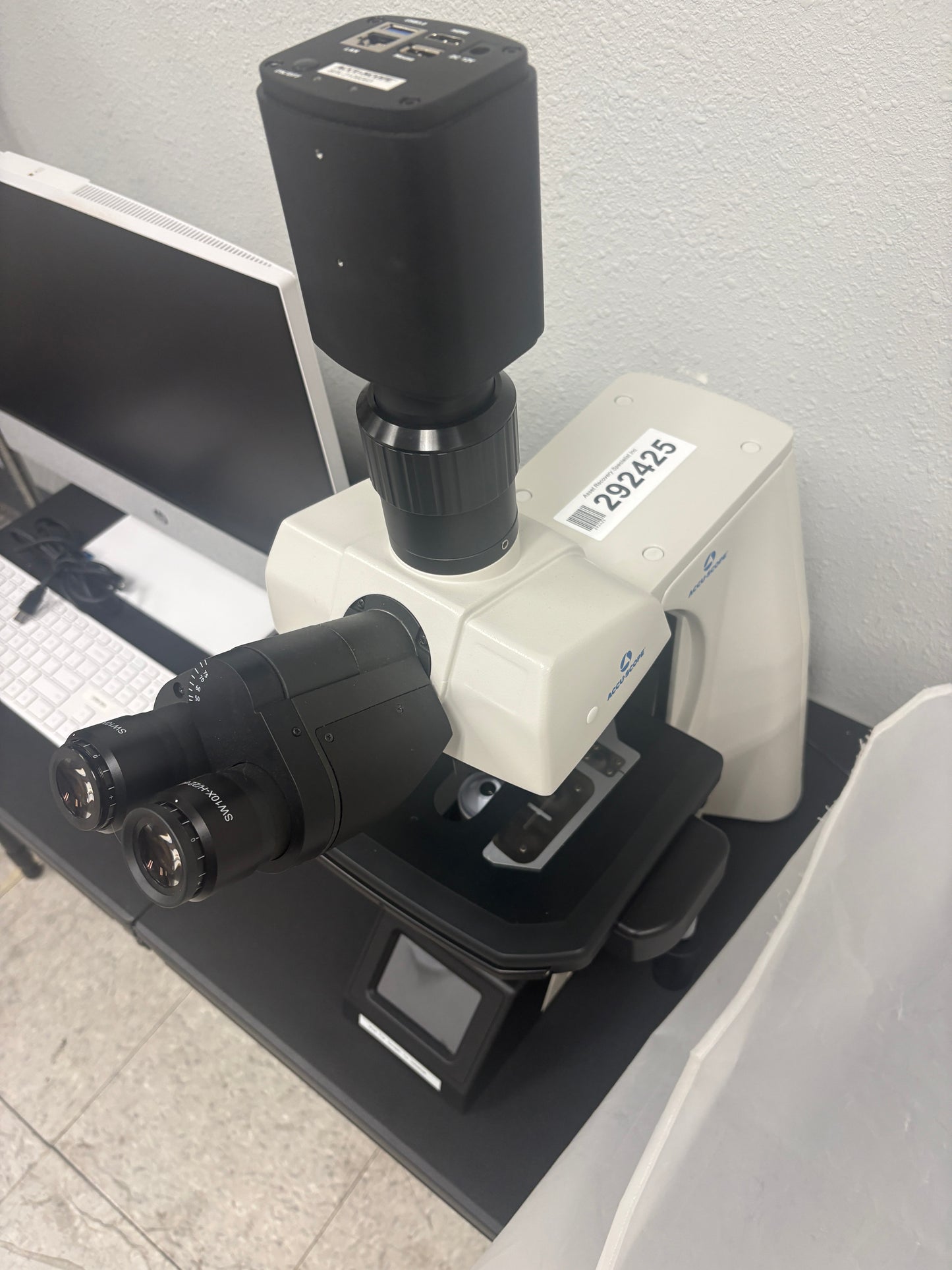 ACCU-SCOPE EXC500 Microscope