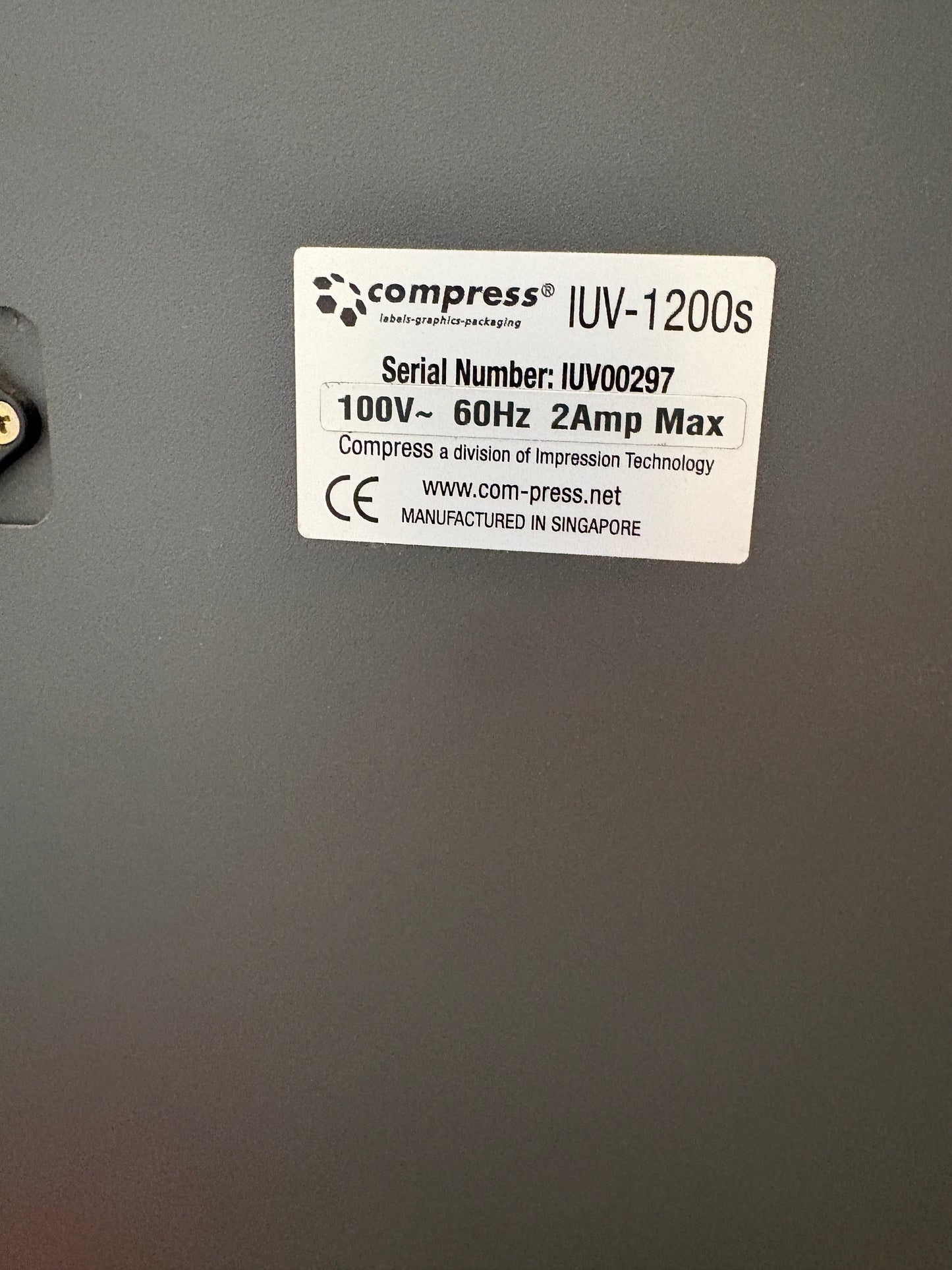 COMPRESS iUV-1200s Flatbed UV Printer