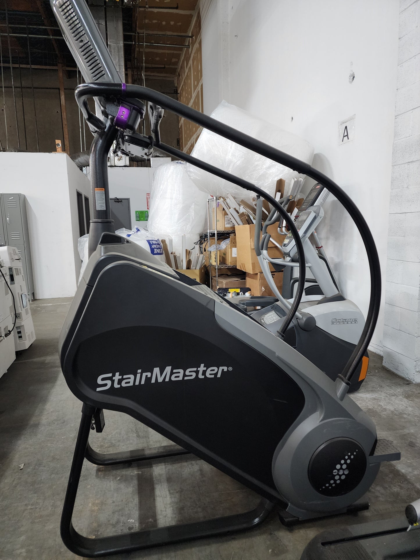 STAIR MASTER LX8000